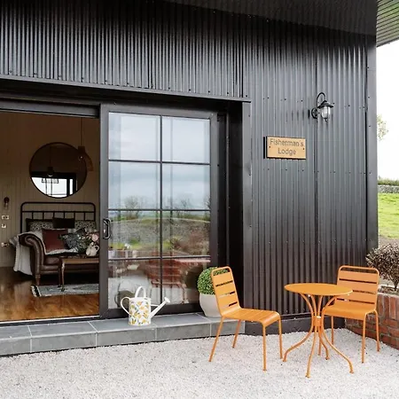 Fisherman's At Angliham Estate * Kilroghter